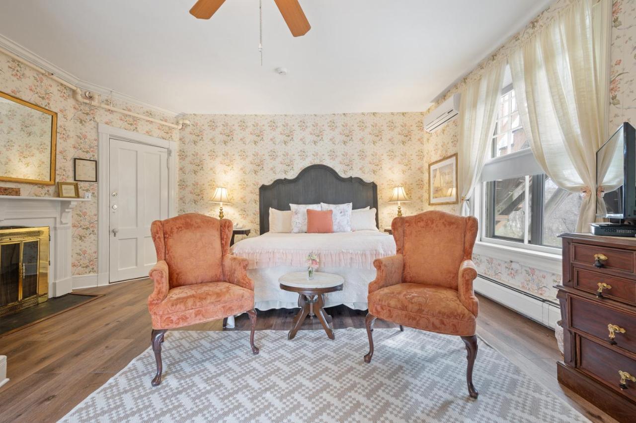 Brook Farm Inn Lenox Esterno foto