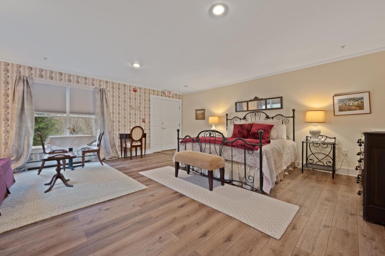 Brook Farm Inn Lenox Esterno foto