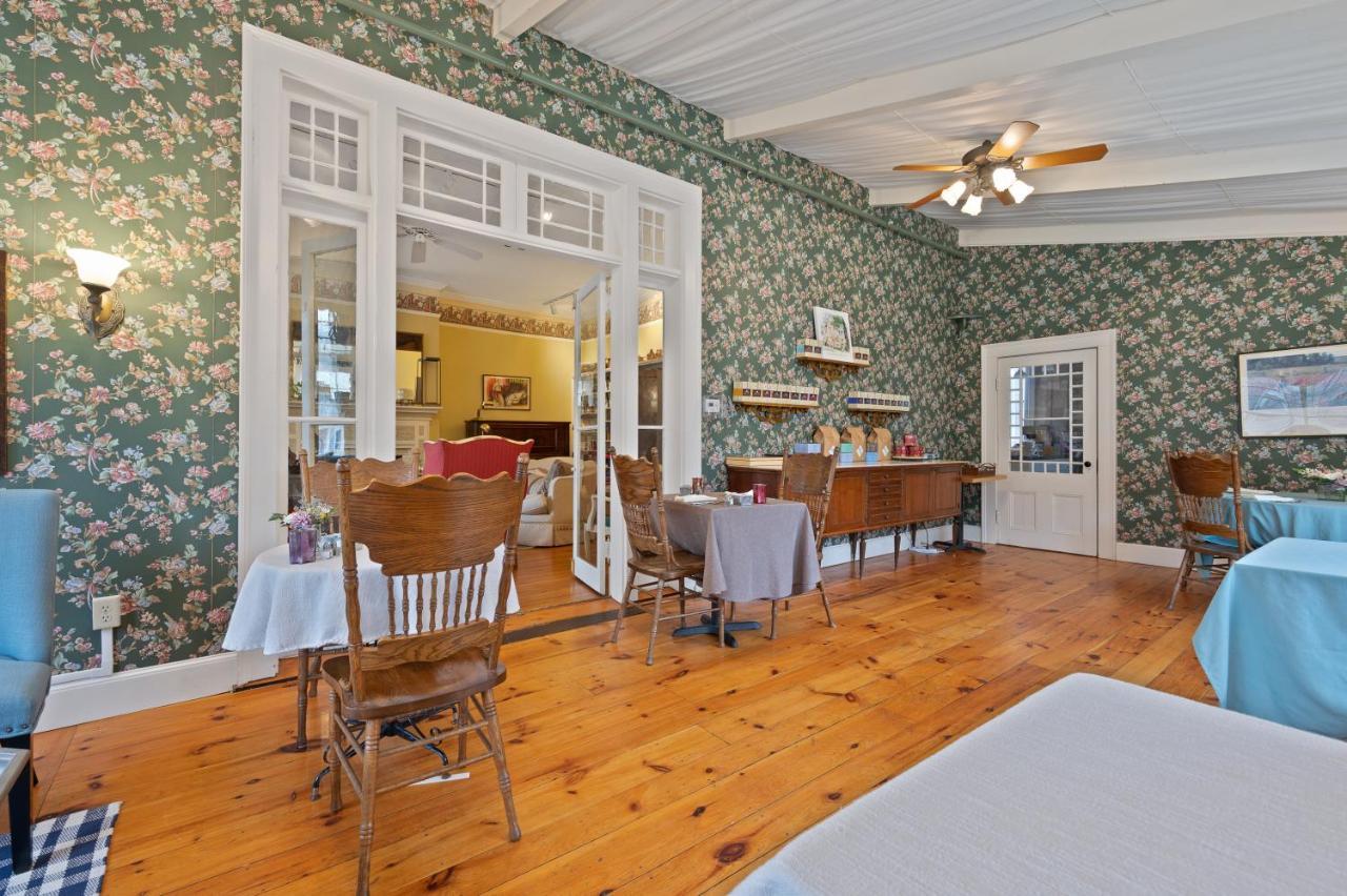 Brook Farm Inn Lenox Esterno foto
